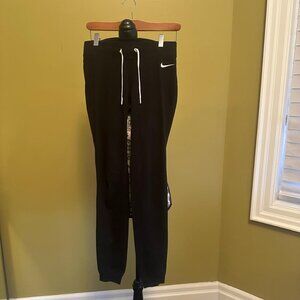 NIKE NWOT LEGGINGS
